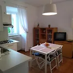 Center, Contrada Del Prato Апартаменты *