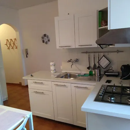 Center, Contrada Del Prato Апартаменты Варенна